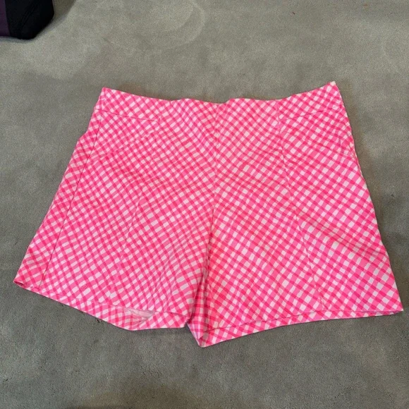 Lilly Pulitzer High Waist Pink and White Shorts - Picture 1 of 9